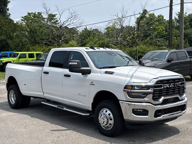 2025 RAM Ram 3500 RAM 3500 BIG HORN CREW CAB 4X4 8 BOX