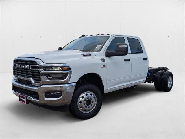 2025 RAM Ram 3500 Chassis Cab RAM 3500 TRADESMAN CREW CAB CHASSIS 4X4 60 CA 2025 RAM Ram 3500 Chassis Cab RAM 3500 TRADESMAN CREW CAB CHASSIS 4X4 60 CA