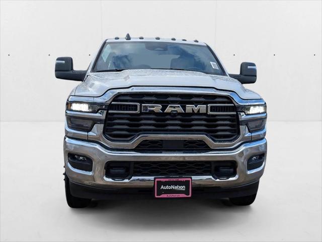 2025 RAM Ram 3500 Chassis Cab RAM 3500 TRADESMAN CREW CAB CHASSIS 4X4 60 CA 2025 RAM Ram 3500 Chassis Cab RAM 3500 TRADESMAN CREW CAB CHASSIS 4X4 60 CA