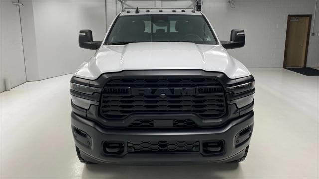 2025 RAM Ram 2500 RAM 2500 TRADESMAN CREW CAB 4X4 64 BOX