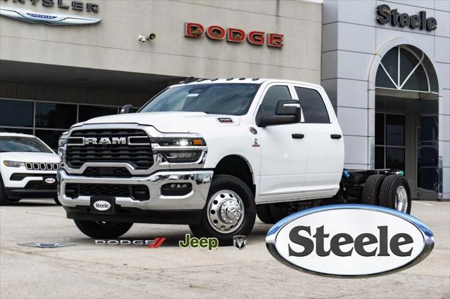 2025 RAM Ram 3500 Chassis Cab RAM 3500 TRADESMAN CREW CAB CHASSIS 4X4 60 CA