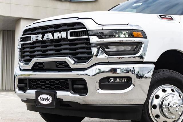 2025 RAM Ram 3500 Chassis Cab RAM 3500 TRADESMAN CREW CAB CHASSIS 4X4 60 CA