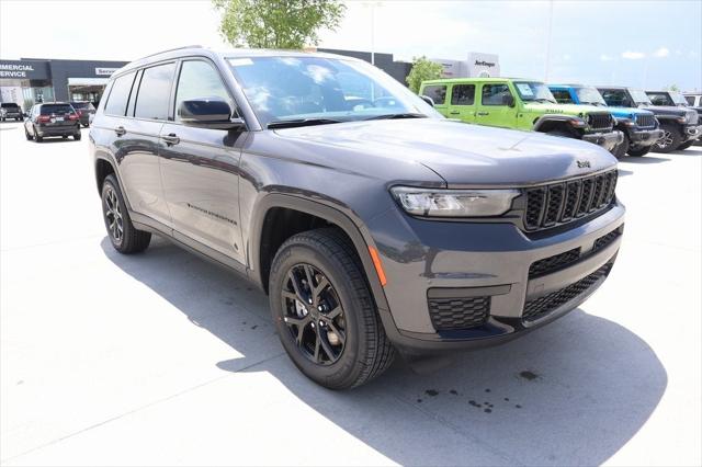 2025 Jeep Grand Cherokee GRAND CHEROKEE L ALTITUDE X 4X4