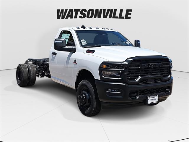 2025 RAM Ram 3500 Chassis Cab RAM 3500 TRADESMAN CHASSIS REGULAR CAB 4X4 84 CA
