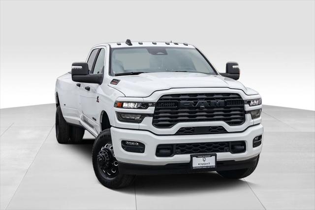 2025 RAM Ram 3500 RAM 3500 BIG HORN CREW CAB 4X4 8 BOX