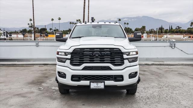 2025 RAM Ram 3500 RAM 3500 BIG HORN CREW CAB 4X4 8 BOX