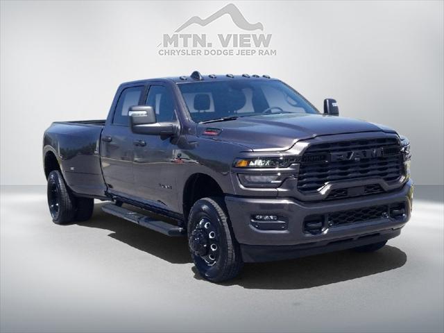 2025 RAM Ram 3500 RAM 3500 BIG HORN CREW CAB 4X4 8 BOX