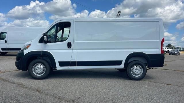 2025 Ram ProMaster Cargo Van Tradesman Low Roof 136" WB w/Pass Seat
