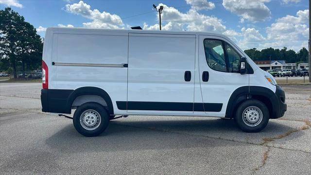 2025 Ram ProMaster Cargo Van Tradesman Low Roof 136" WB w/Pass Seat