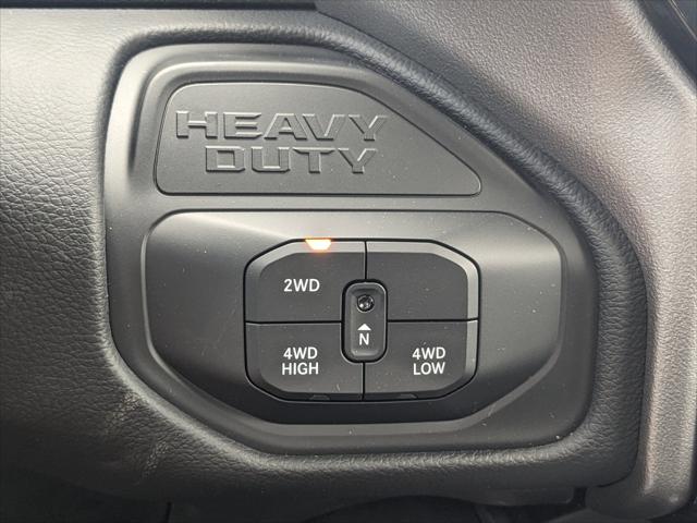 2025 RAM Ram 3500 RAM 3500 BIG HORN CREW CAB 4X4 8 BOX