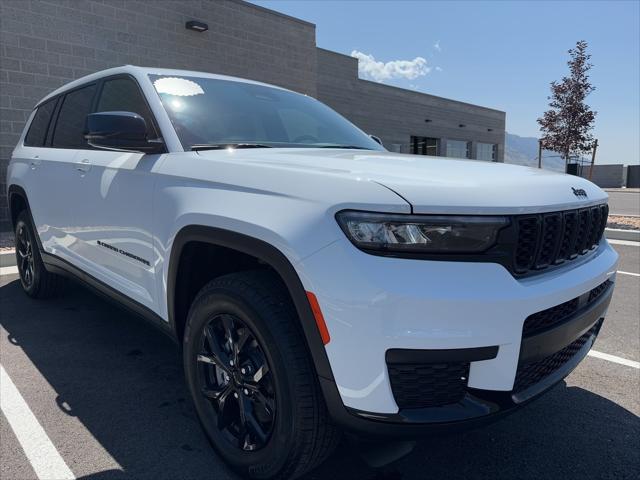2025 Jeep Grand Cherokee GRAND CHEROKEE L ALTITUDE X 4X4