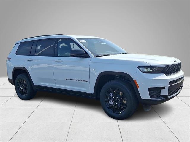 2025 Jeep Grand Cherokee GRAND CHEROKEE L ALTITUDE X 4X4