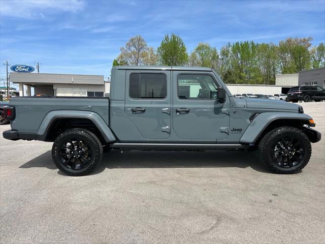 2025 Jeep Gladiator GLADIATOR NIGHTHAWK 4X4