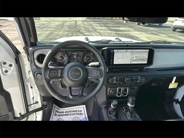 2025 Jeep Gladiator GLADIATOR NIGHTHAWK 4X4 2025 Jeep Gladiator GLADIATOR NIGHTHAWK 4X4