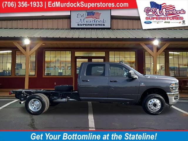 2025 RAM Ram 3500 Chassis Cab RAM 3500 TRADESMAN CREW CAB CHASSIS 4X4 60 CA