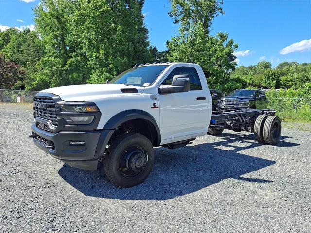 2025 RAM Ram 5500 Chassis Cab RAM 5500 TRADESMAN CHASSIS REGULAR CAB 4X2 108 CA