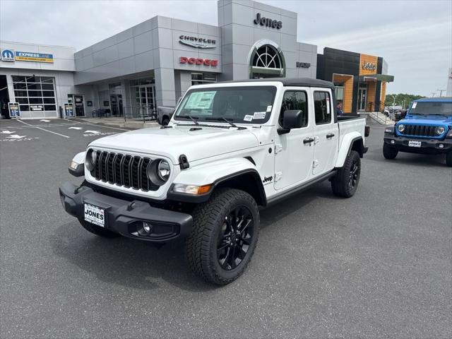 2025 Jeep Gladiator GLADIATOR NIGHTHAWK 4X4