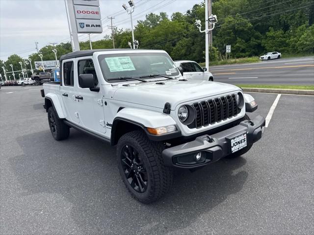 2025 Jeep Gladiator GLADIATOR NIGHTHAWK 4X4