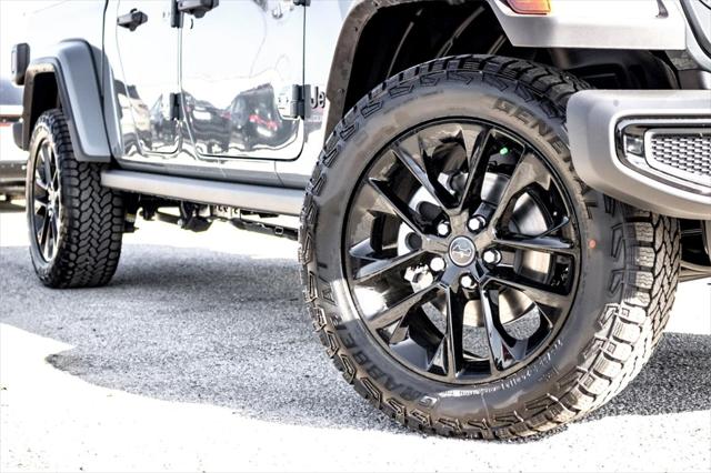 2025 Jeep Gladiator GLADIATOR NIGHTHAWK 4X4