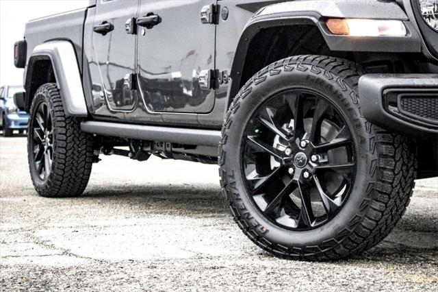 2025 Jeep Gladiator GLADIATOR NIGHTHAWK 4X4