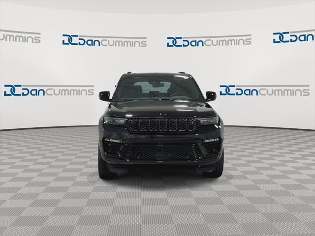 2025 Jeep Grand Cherokee GRAND CHEROKEE SUMMIT RESERVE 4X4