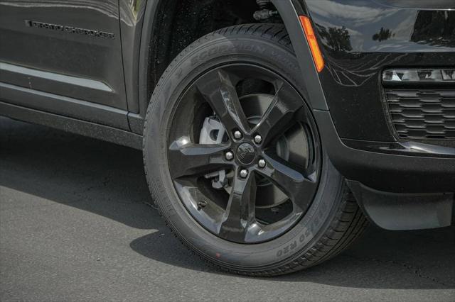 2025 Jeep Grand Cherokee GRAND CHEROKEE L LIMITED 4X2