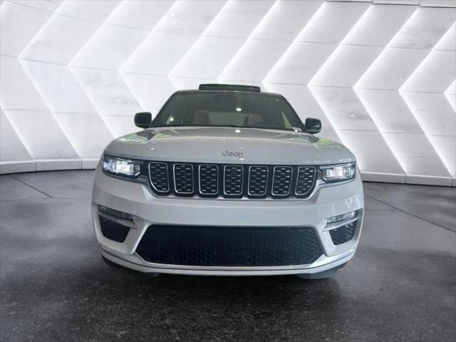 2025 Jeep Grand Cherokee GRAND CHEROKEE SUMMIT 4X4