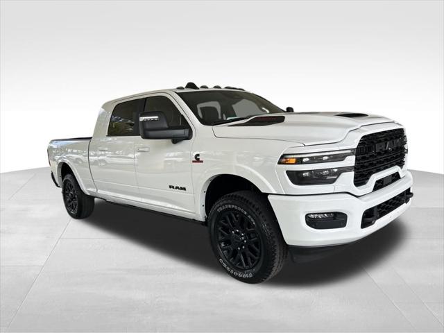 2025 RAM Ram 3500 RAM 3500 LIMITED MEGA CAB 4X4 64 BOX