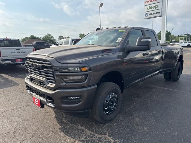 2025 RAM Ram 3500 RAM 3500 LONE STAR CREW CAB 4X4 8 BOX