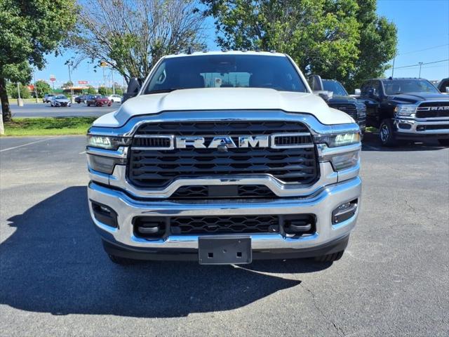 2025 RAM Ram 2500 RAM 2500 TRADESMAN CREW CAB 4X4 64 BOX
