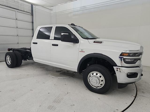 2025 RAM Ram 3500 Chassis Cab RAM 3500 TRADESMAN CREW CAB CHASSIS 4X4 60 CA