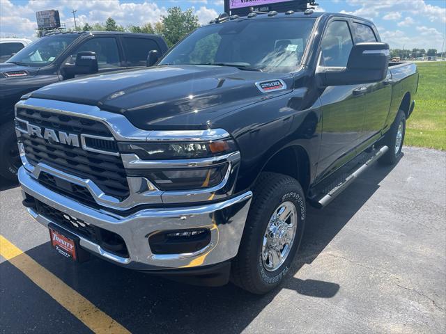 2025 RAM Ram 2500 RAM 2500 TRADESMAN CREW CAB 4X4 64 BOX