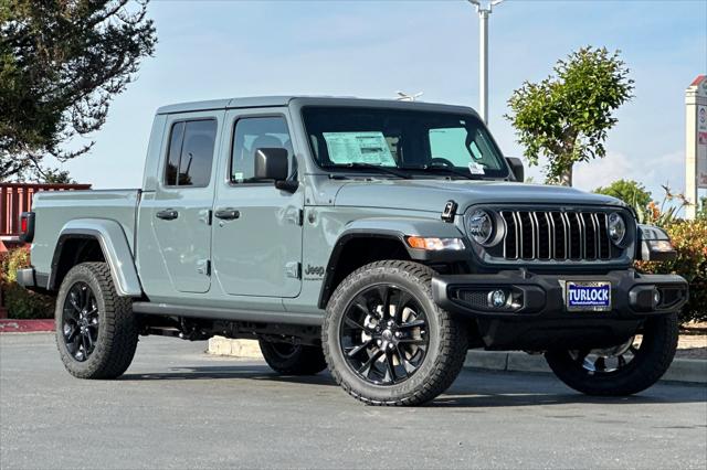 2025 Jeep Gladiator GLADIATOR NIGHTHAWK 4X4 2025 Jeep Gladiator GLADIATOR NIGHTHAWK 4X4