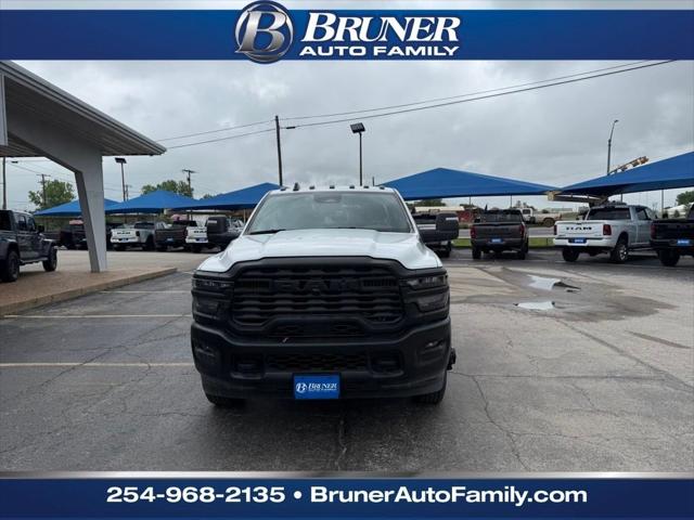 2025 RAM Ram 3500 Chassis Cab RAM 3500 TRADESMAN CREW CAB CHASSIS 4X4 60 CA