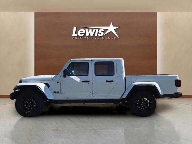 2025 Jeep Gladiator GLADIATOR NIGHTHAWK 4X4