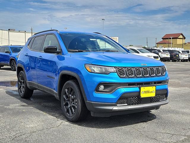 2025 Jeep Compass COMPASS LATITUDE 4X4