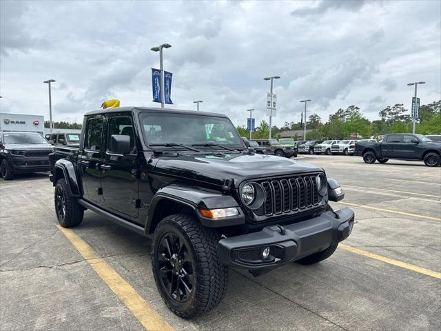 2025 Jeep Gladiator GLADIATOR NIGHTHAWK 4X4