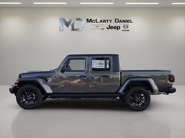 2025 Jeep Gladiator GLADIATOR NIGHTHAWK 4X4 2025 Jeep Gladiator GLADIATOR NIGHTHAWK 4X4