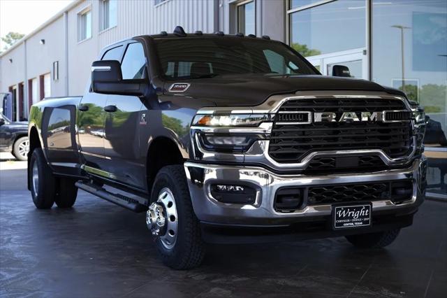 2025 RAM Ram 3500 RAM 3500 TRADESMAN CREW CAB 4X4 8 BOX