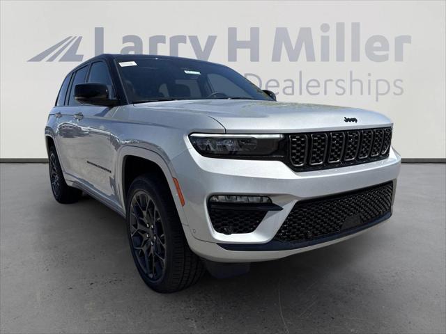 2025 Jeep Grand Cherokee GRAND CHEROKEE SUMMIT 4X4