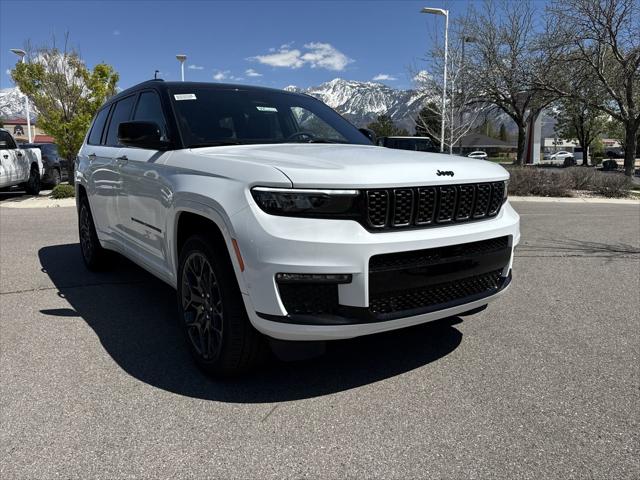 2025 Jeep Grand Cherokee GRAND CHEROKEE L SUMMIT 4X4
