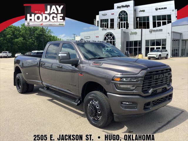 2025 RAM Ram 3500 RAM 3500 BIG HORN CREW CAB 4X4 8 BOX