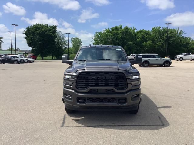 2025 RAM Ram 3500 RAM 3500 BIG HORN CREW CAB 4X4 8 BOX
