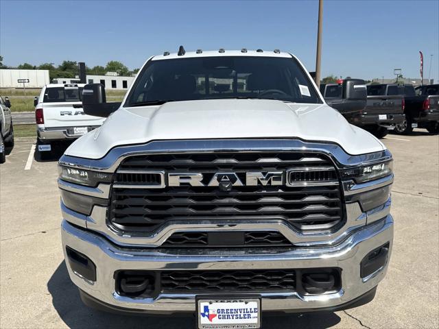 2025 RAM Ram 3500 Chassis Cab RAM 3500 TRADESMAN CREW CAB CHASSIS 4X4 60 CA