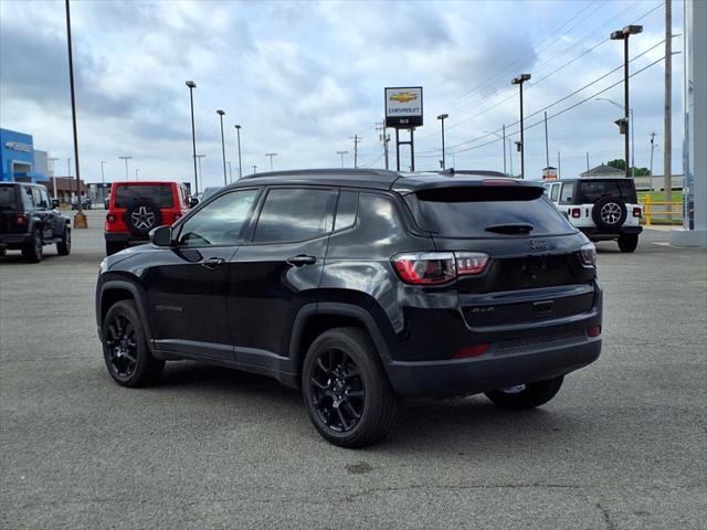 2025 Jeep Compass COMPASS LATITUDE 4X4