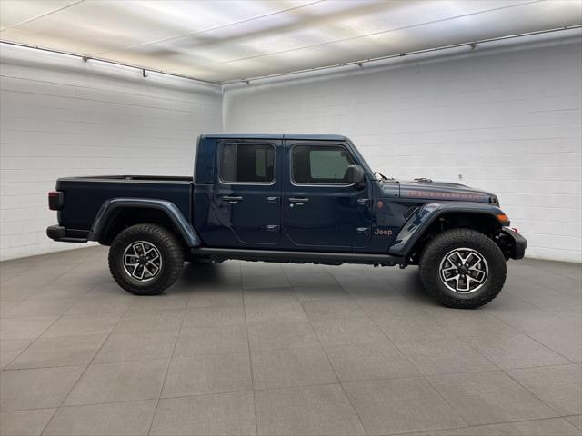 2025 Jeep Gladiator GLADIATOR RUBICON X 4X4