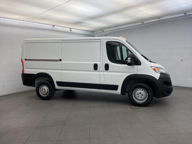 2025 RAM Ram ProMaster RAM PROMASTER 1500 TRADESMAN CARGO VAN LOW ROOF 136 WB