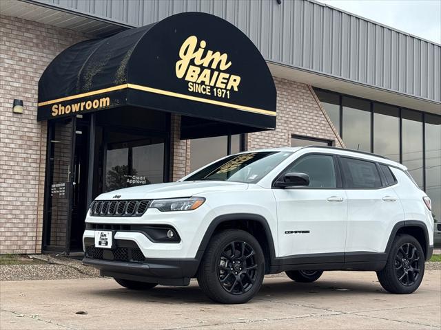 2025 Jeep Compass COMPASS LATITUDE 4X4