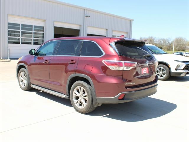 2016 Toyota Highlander LE Plus V6