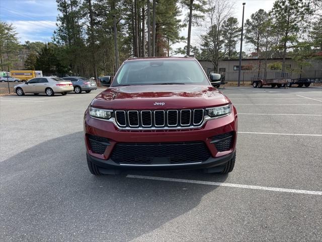 2023 Jeep Grand Cherokee Laredo 4x4